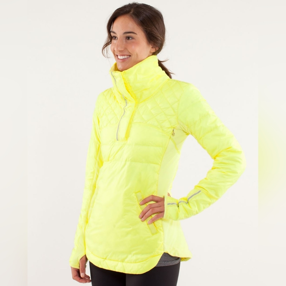 Lululemon What The Fluff Pullover Jacket Clarity Yellow Size 4 Quilted - Picture 12 of 14